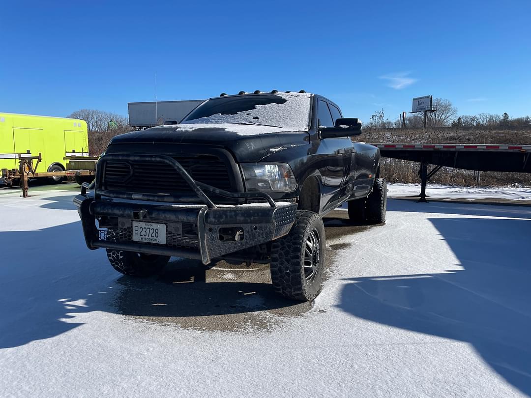 Image of Dodge Ram 3500 Primary image