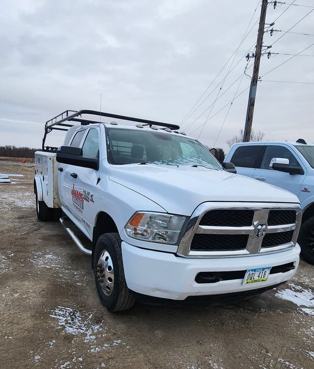 Image of Dodge Ram 3500 equipment image 1