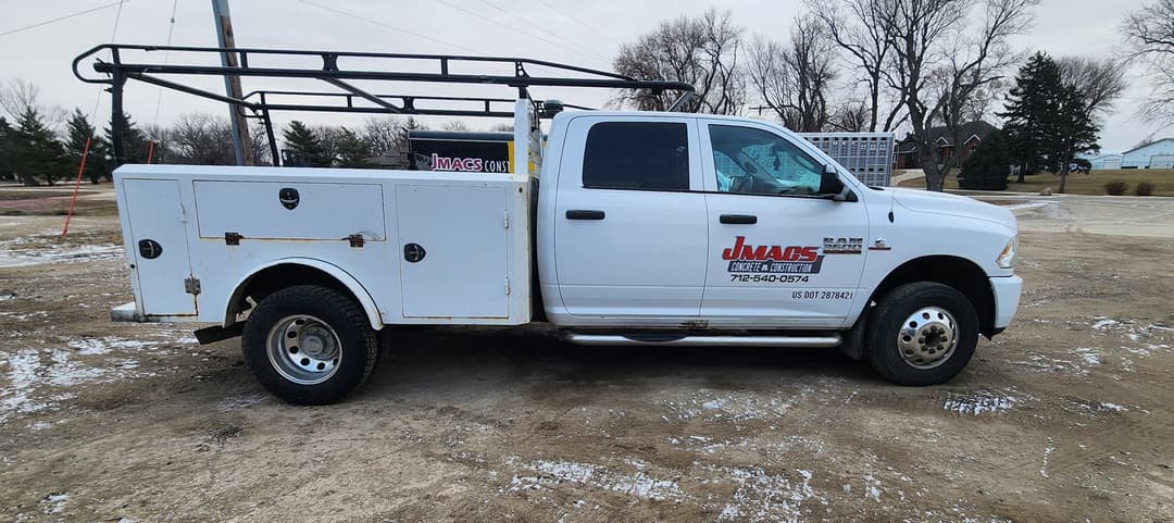 Image of Dodge Ram 3500 Primary image