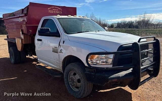 Image of Dodge Ram 3500 equipment image 2