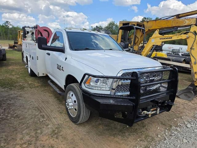 Image of Dodge Ram 3500HD equipment image 3