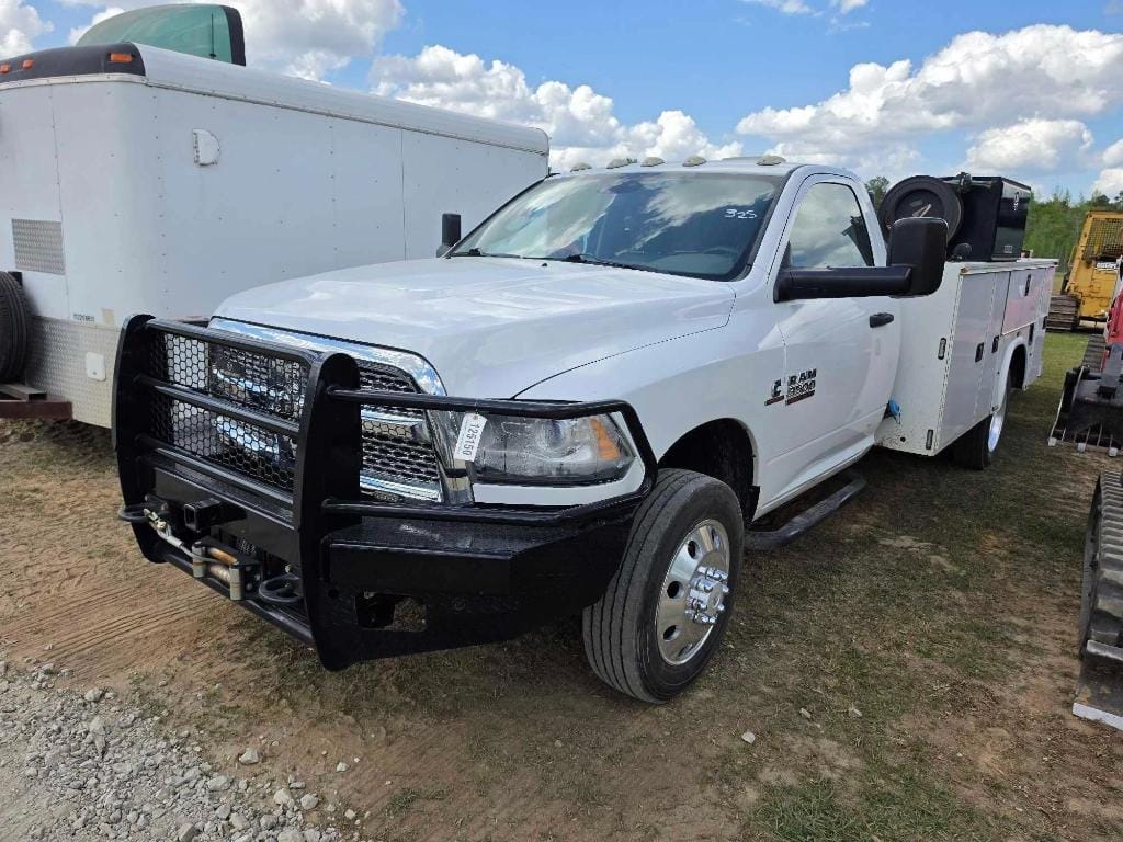 2015 Dodge Ram 3500HD Equipment Image0