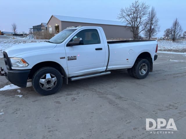 Image of Dodge Ram 3500 equipment image 1