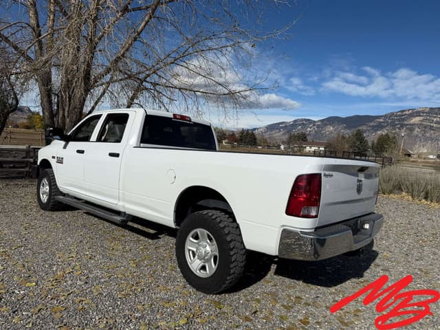 Image of Dodge Ram 3500 equipment image 2