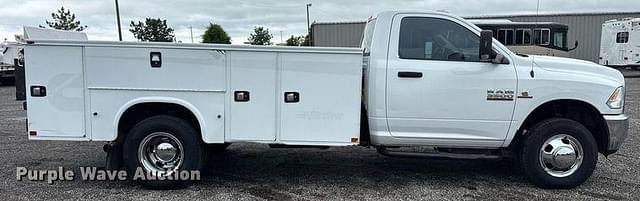 Image of Dodge Ram 3500 equipment image 3
