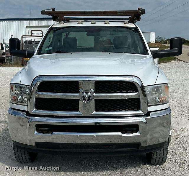 Image of Dodge Ram 3500HD equipment image 1