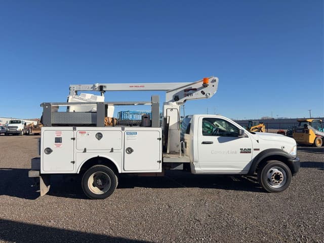 Image of Dodge Ram 4500 equipment image 3