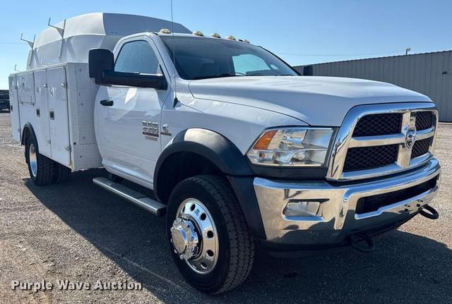 Image of Dodge Ram 4500 equipment image 2