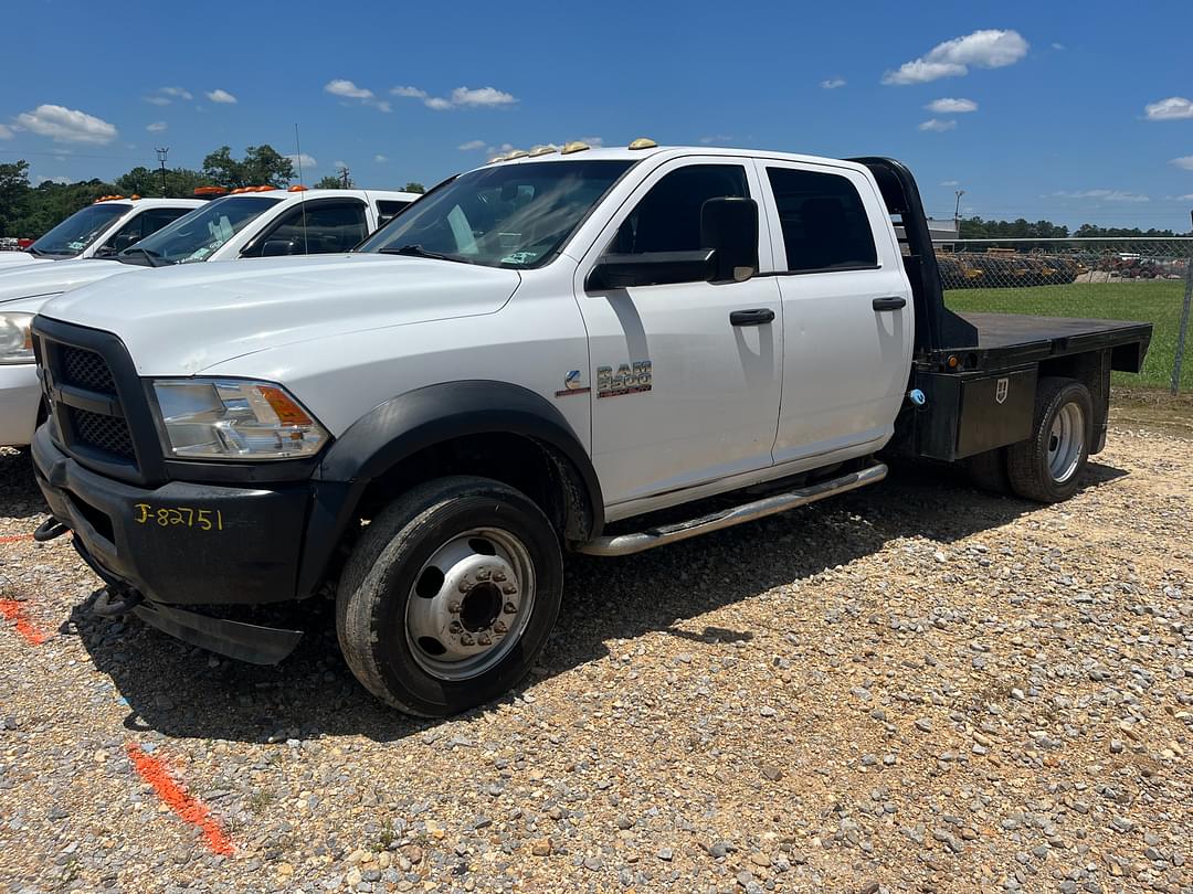 Image of Dodge Ram 5500 Primary image