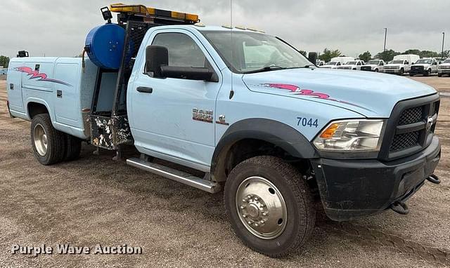 Image of Dodge Ram 5500 equipment image 2