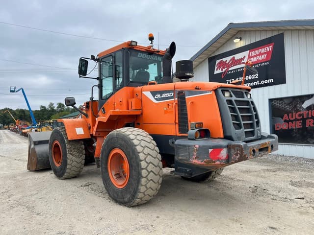 Image of Doosan DL250-5 equipment image 2