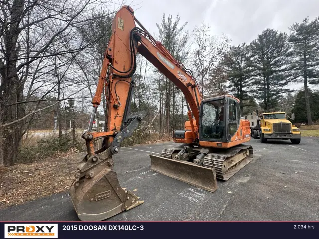 Image of Doosan DX140LC-3 equipment image 2