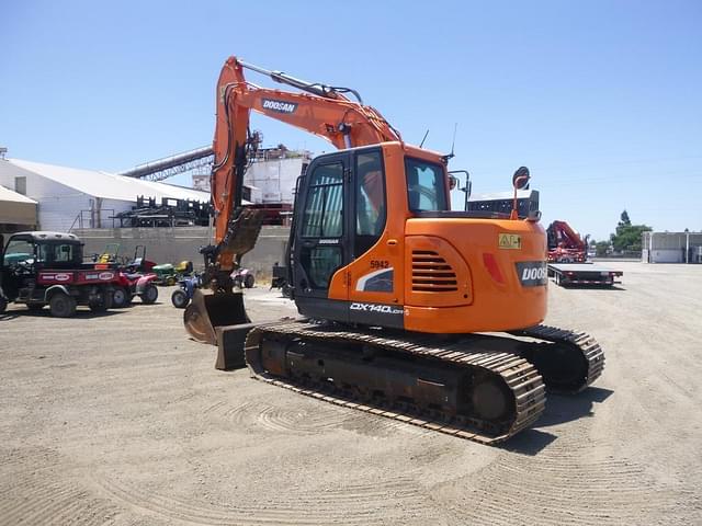 Image of  Doosan DX140LCR-5 equipment image 3