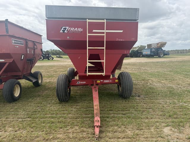 Image of E-Z Trail 3400 equipment image 1