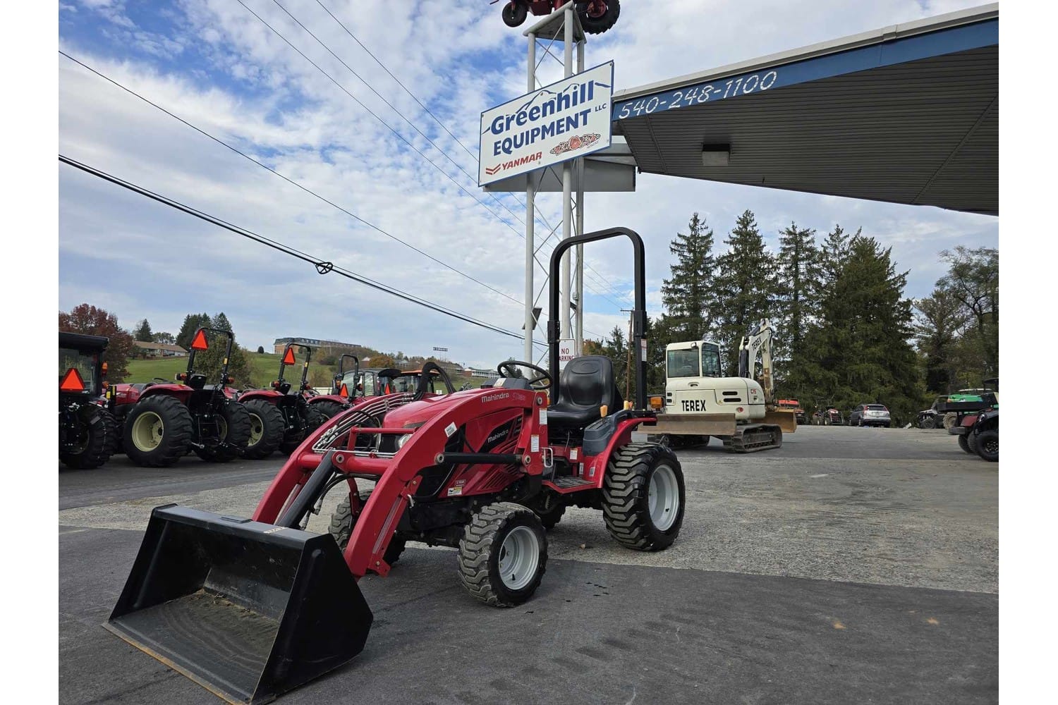 Main image Mahindra eMax 22