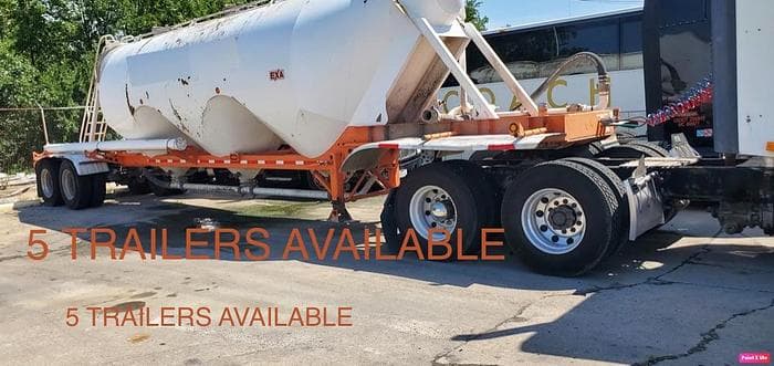 Image of EXA Pneumatic Sand Trailer Primary image