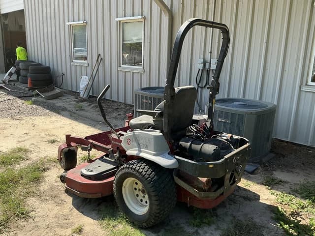 Image of Exmark Lazer Z S-Series equipment image 2