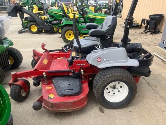 Image of Exmark Lazer Z E-Series equipment image 4