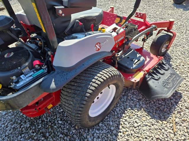 Image of Exmark LZX801GKA60600 equipment image 3