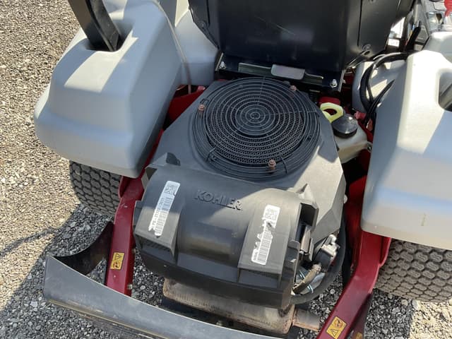 Image of Exmark E-Series equipment image 4