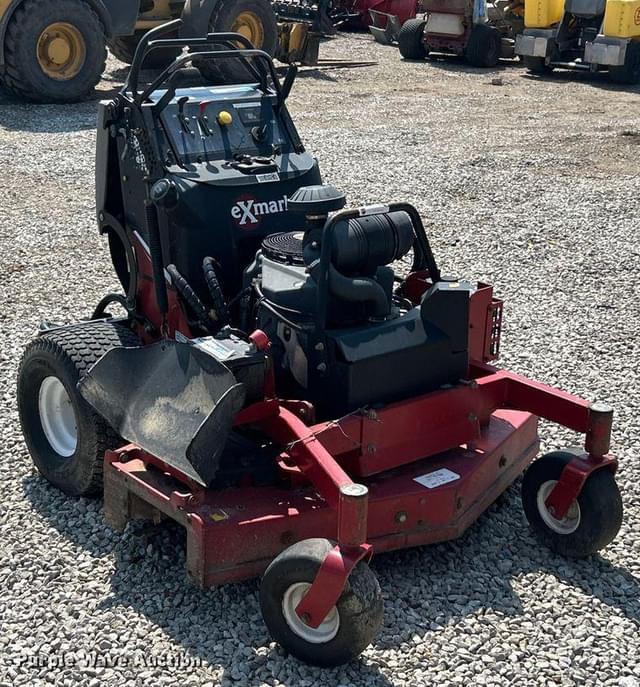 Image of Exmark S-series equipment image 2