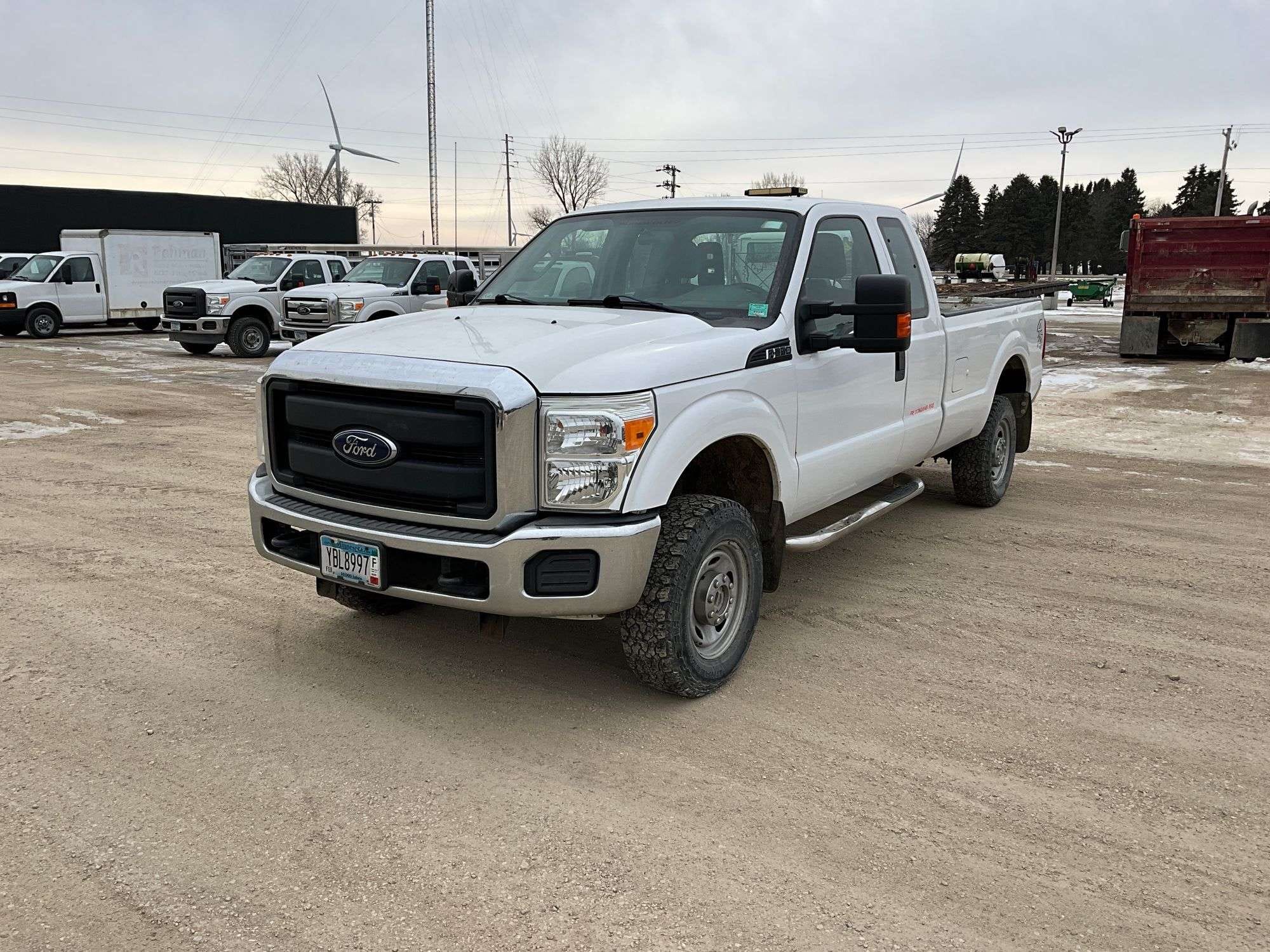 2015 Ford F-350 Equipment Image0