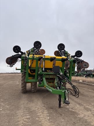 Image of Farm King 2460 equipment image 1