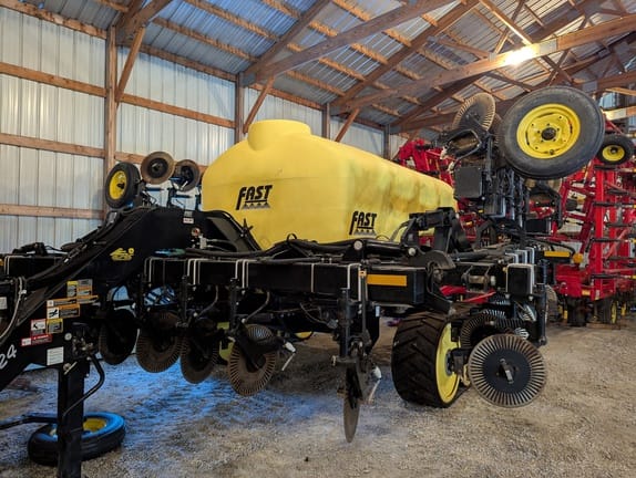 2015 Fast 8224 Equipment Image0
