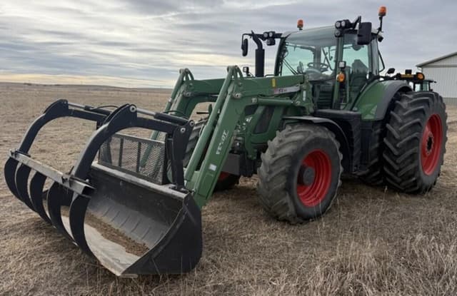 Image of Fendt 724 Vario equipment image 1
