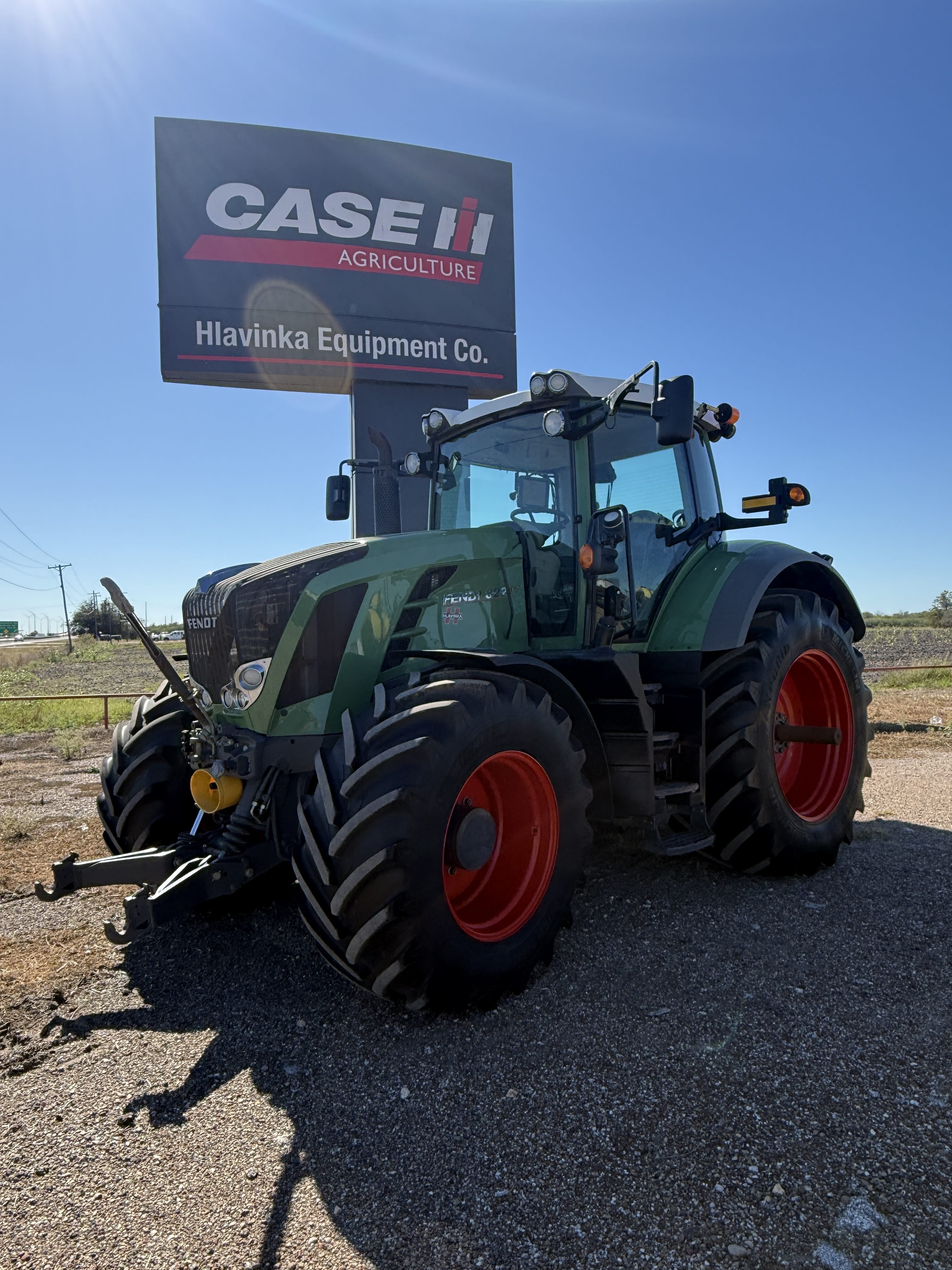 2015 Fendt 822 Vario Equipment Image0