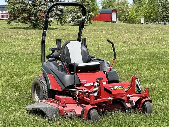 2015 Ferris IS2000 Equipment Image0