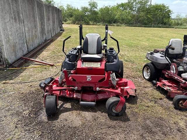 Image of Ferris TS3200Z equipment image 2