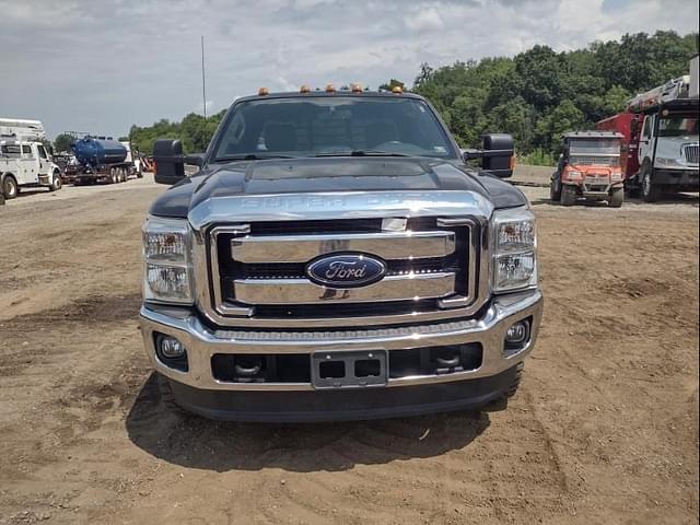 Image of Ford F-250 equipment image 1