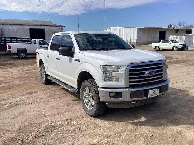 Image of Ford F-150 equipment image 2