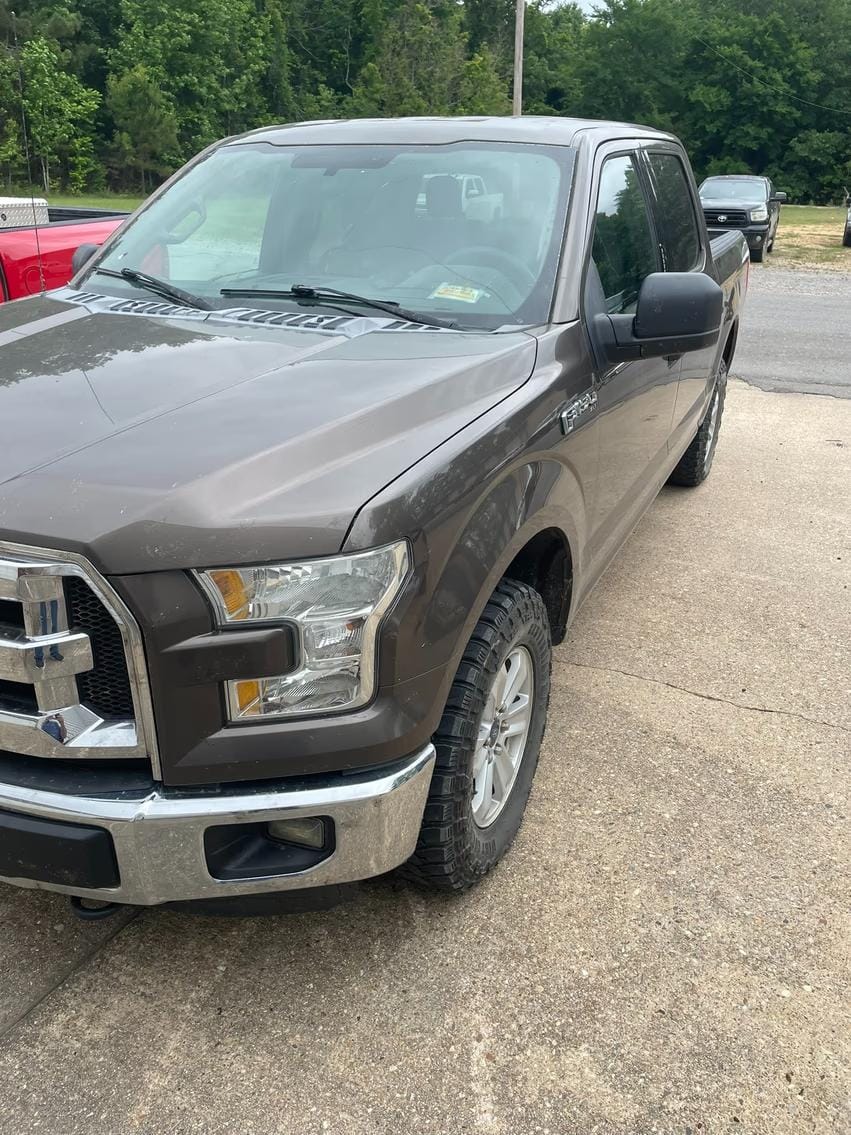 2015 Ford F-150 Equipment Image0