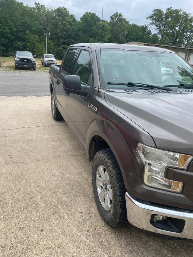 Image of Ford F-150 equipment image 1