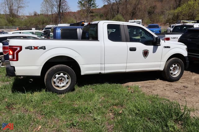 Image of Ford F-150 equipment image 2