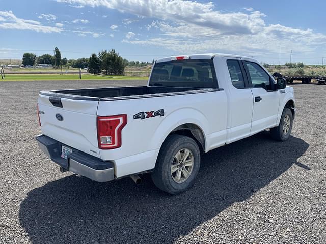 Image of Ford F-150 equipment image 4