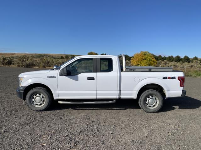 Image of Ford F-150 equipment image 1