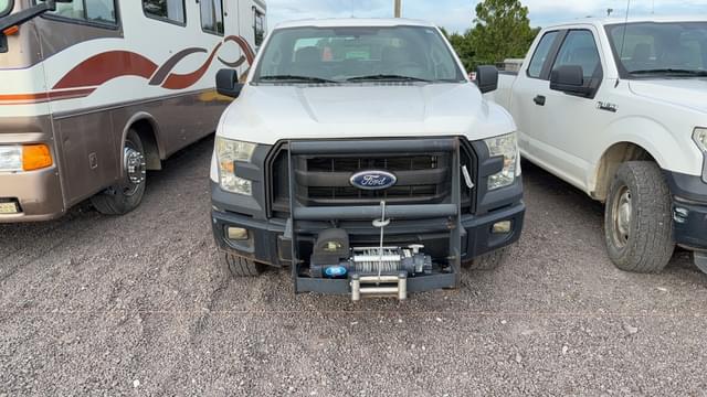 Image of Ford F-150 equipment image 1