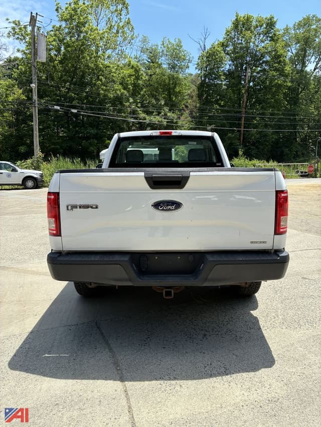 Image of Ford F-150 equipment image 4