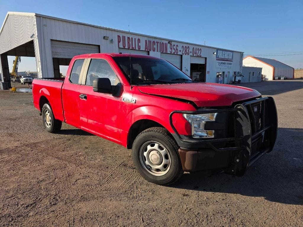 2015 Ford F-150 Equipment Image0