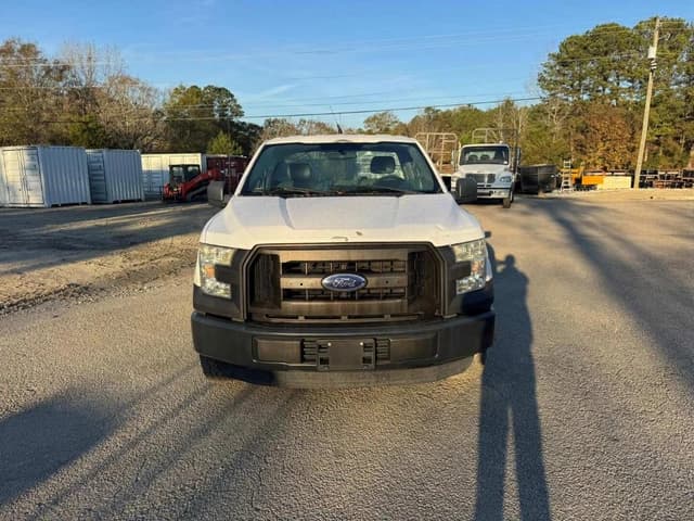 Image of Ford F-150 equipment image 1