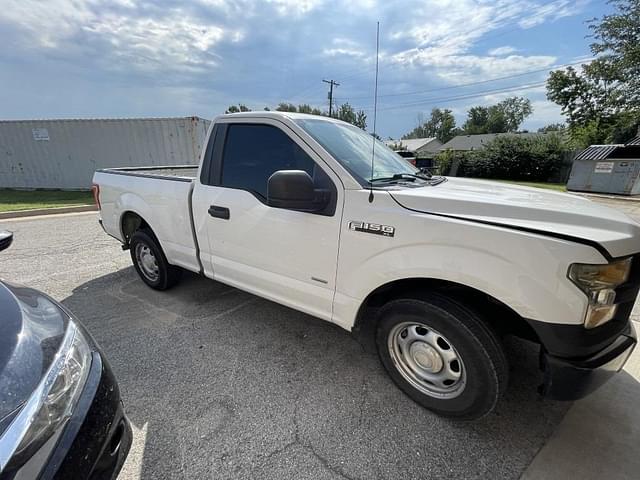 Image of Ford F-150 equipment image 2