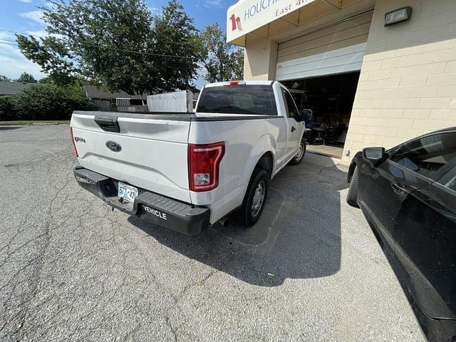 Image of Ford F-150 equipment image 3