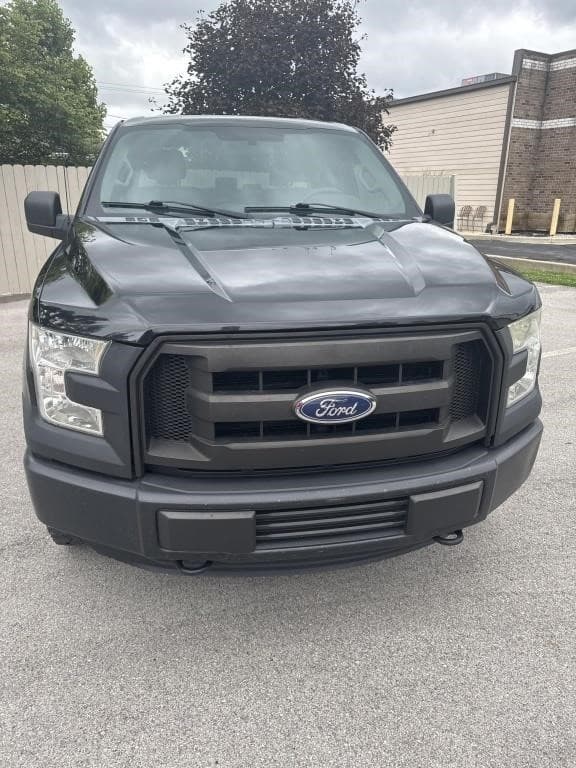 Image of Ford F-150 equipment image 2
