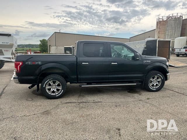 Image of Ford F-150 equipment image 2