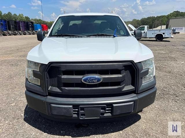 Image of Ford F-150 equipment image 1