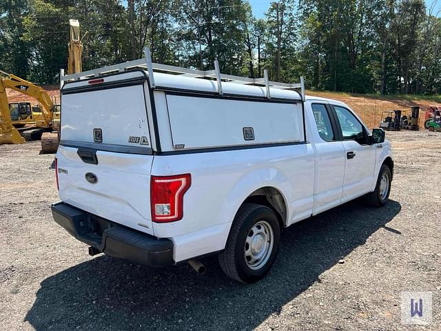 Image of Ford F-150 equipment image 3