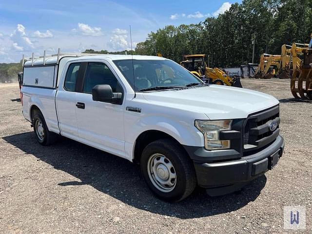 Image of Ford F-150 equipment image 2